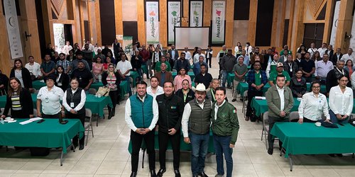 Capacitan a municipios en desarrollo sostenible