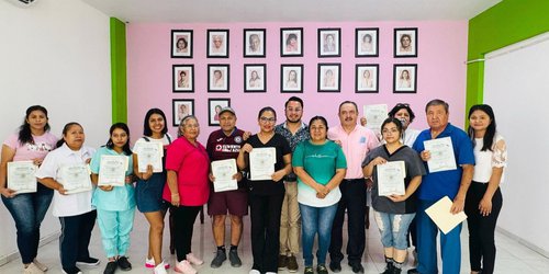 Certifican a 29 personas que tomaron cursos de masaje deportivo y herbolaria