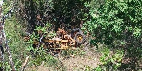 Era trabajador del Municipio el que murió en volcadura de motoconformadora