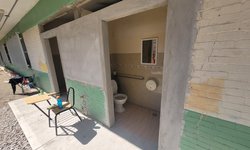 Ayuntamiento de CDFDZ mejora condiciones sanitarias en la Primaria Zenón Fernández