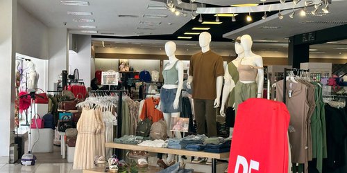 Con apoyo del Gobierno, repunta actividad comercial