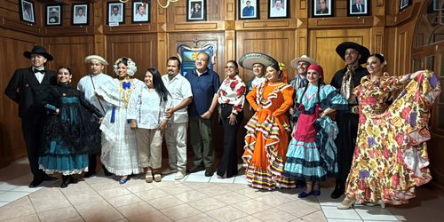 CDFDZ sede de un histórico encuentro cultural internacional