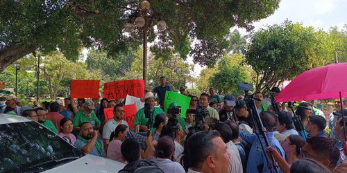 Sin agua, sin luz y sin apoyo: El drama de los habitantes del "Polvorín"