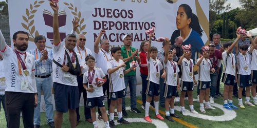 Destaca SLP en juegos deportivos escolares