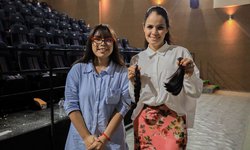 Joven dona su trenza para campaña de pelucas oncológicas en DIF Rioverde