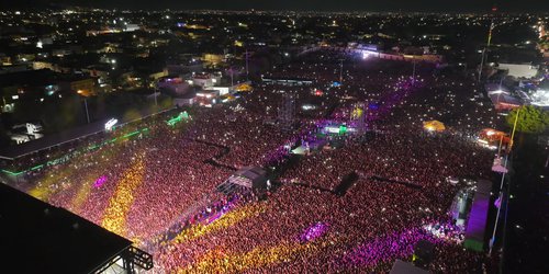 Don Omar tuvo el concierto más multitudinario de su carrera en la FENAPO