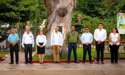 Funcionarios de CDFDZ honran la memoria del General Juan José Zenón Fernández