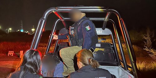 Rescatan a persona vulnerable en carretera Rioverde-Ciudad Valles