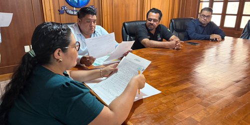 Firman escrituras de área de donación del fraccionamiento Jardines de San Antonio