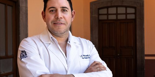Académico de la FEN-UASLP impulsa formación e investigación en Nutrición Clínica