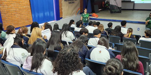 Dif Estatal fortalece acciones de prevención del suicidio e adultos