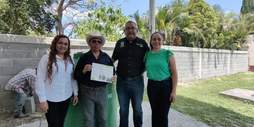 Lagunillas entrega paquetes de herramientas y apoyos a emprendedores