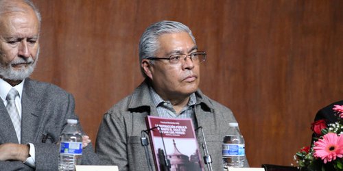 Presentan cuadernillo Autonomía Universitaria en la Facultad de Derecho de la UASLP