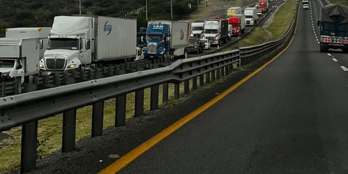 Precaución en la Carretera 57 por percance vial