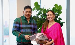 Ricardo Gallardo consolida exposición de Xantolo en Guanajuato