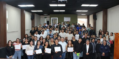 Excelencia académica del Tecnológico Superior brilla en evento nacional