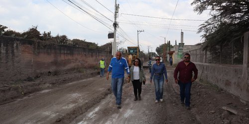 Gobierno Estatal impulsa obras de pavimentación y mejora vial en la Región Media