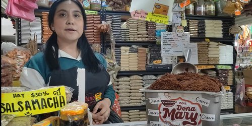 Mole tradicional de familia rioverdense conquista a clientes locales y del extranjero