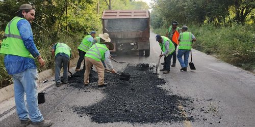 La JEC atendió dos mil 502 kilómetros de caminos mejorados al cierre del año