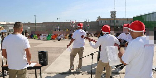 Centros de reinserción social realizan actividades decembrinas