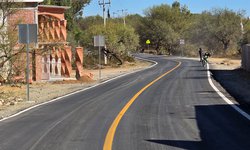 Más movilidad en el Altiplano con rehabilitación de camino en Villa de Ramos