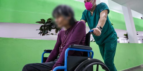 Adultos mayores reciben protección y atención integral tras clausura de asilo