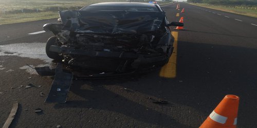 Policía estatal herido en aparatoso choque