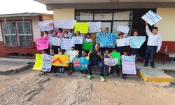 Muestras de cariño recibió alcalde  Urbiola, de niñas y niños de Las Magdalenas