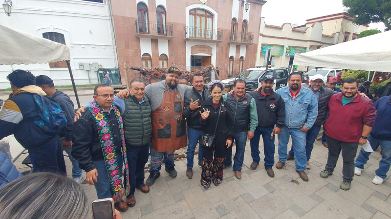 alcalde_urbiola_parrilleros_rioverde.jpeg