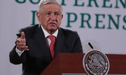 AMLO: Embajada de EU en México está repartiendo 'maíz con gorgojo'