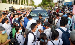 CNTE impide a AMLO llegar a la mañanera en Chiapas