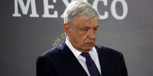 AMLO estalla contra quienes le tumbaron su reforma eléctrica