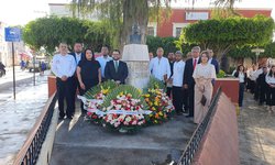 Celebran el 218 aniversario del natalicio de Benito Juárez