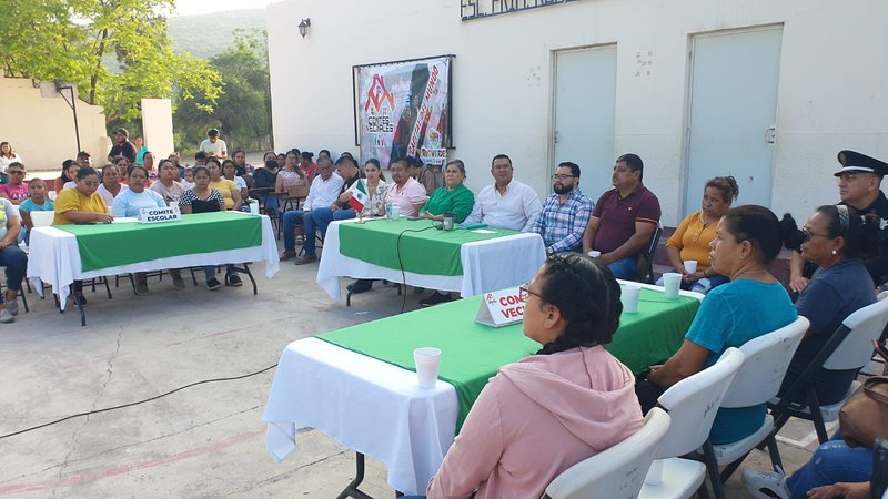 asistencia_comite_escolar_la_boquilla.jpeg
