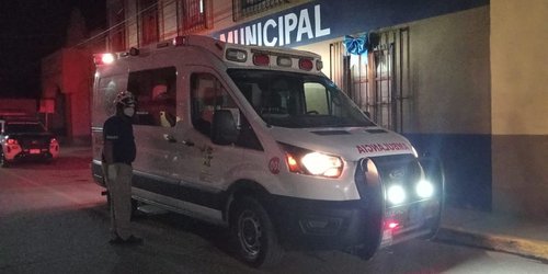 Atienden a dos hombres lesionados en riñas en distintos puntos de la ciudad