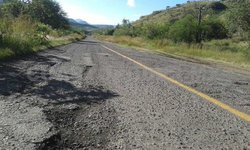 Iniciará programa de bacheo para la carretera Valles-El Naranjo