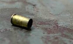 Balean a motociclista en calle Centenario