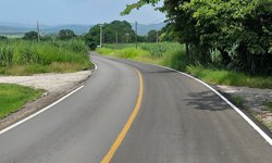 Concluye Gobierno Estatal rehabilitación de camino a Tambaca en Tamasopo