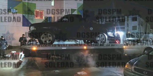 Recuperan una camioneta robada en la colonia Pavón de SGS