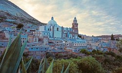 Insisten en llamado de no ir a centros turísticos por contingencia COVID-19