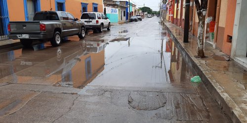 La mitad de los encharcamientos son por basura tirada en las calles