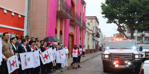 Alcalde y presidenta del DIF Rioverde inician colecta anual de Cruz Roja