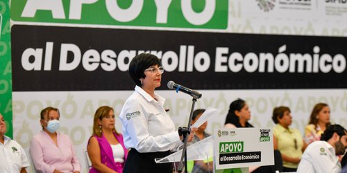 Gobierno estatal acerca créditos del SIFIDE a Villa Juárez