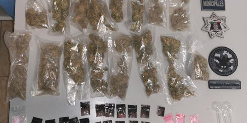 Detienen a dos sujetos con cristal y mariguana en la Col. San Rafael