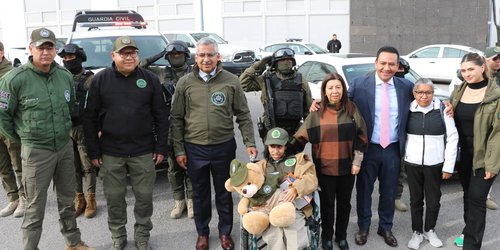 Esperanza Bravo de los Santos cumple sueño por un día de ser policía honoraria
