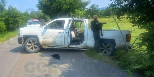 Policía estatal se enfrenta a sujetos armados entre Tanlajás y Tanquián
