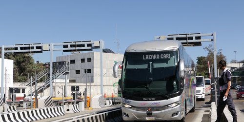 Estudiantes y maestros tendrán descuentos en camiones y trenes en Semana Santa