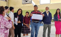 Preparatoria de Rioverde donó 35 mil pesos al CODI
