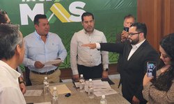 Edgar Vázquez asume cargo como alcalde interino de Rioverde