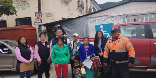 Sobresaliente apoyo de Escuadrón  AVE para mujer extraviada